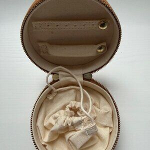 Sezane Brown Round Jewelry Case
